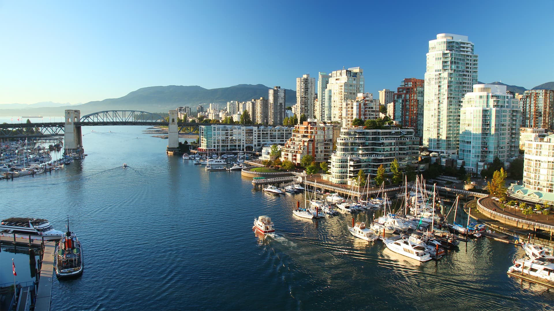 Vancouver City Tour & Airport Transfer